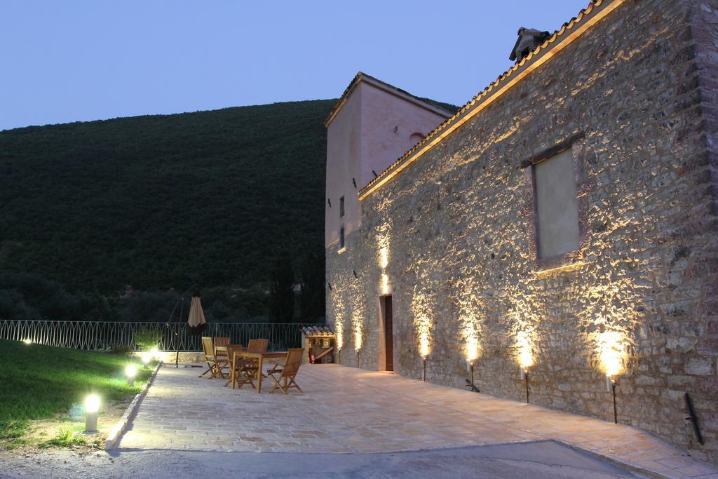 Agriturismo Casale La Palombara Cerreto di Spoleto Екстериор снимка