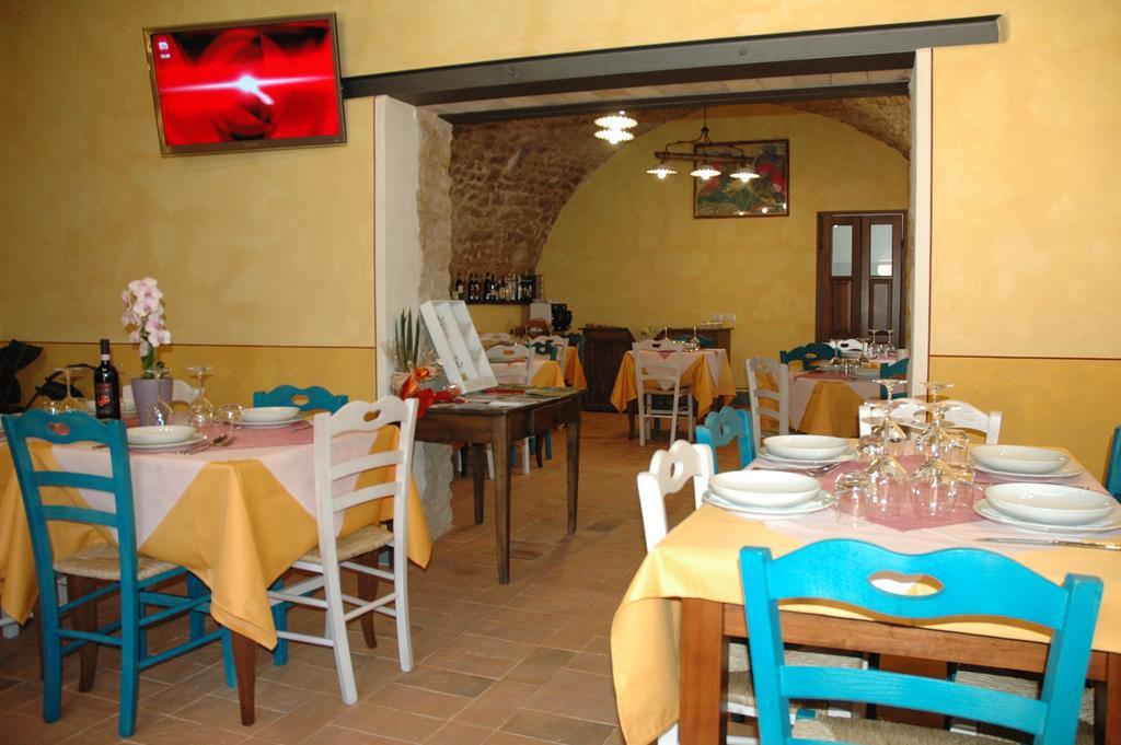 Agriturismo Casale La Palombara Cerreto di Spoleto Екстериор снимка